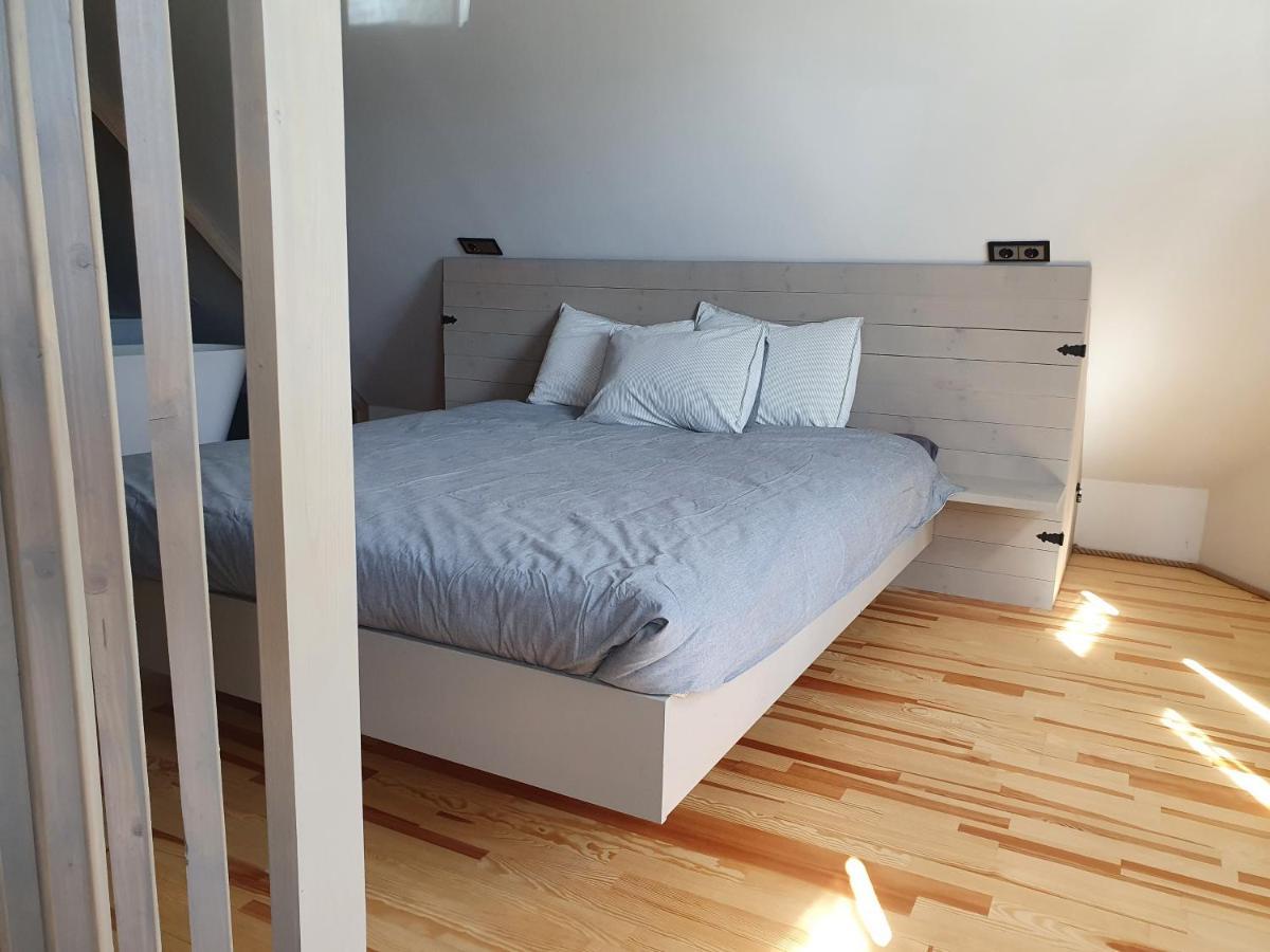 Kk Apartment Вентспилс Екстериор снимка