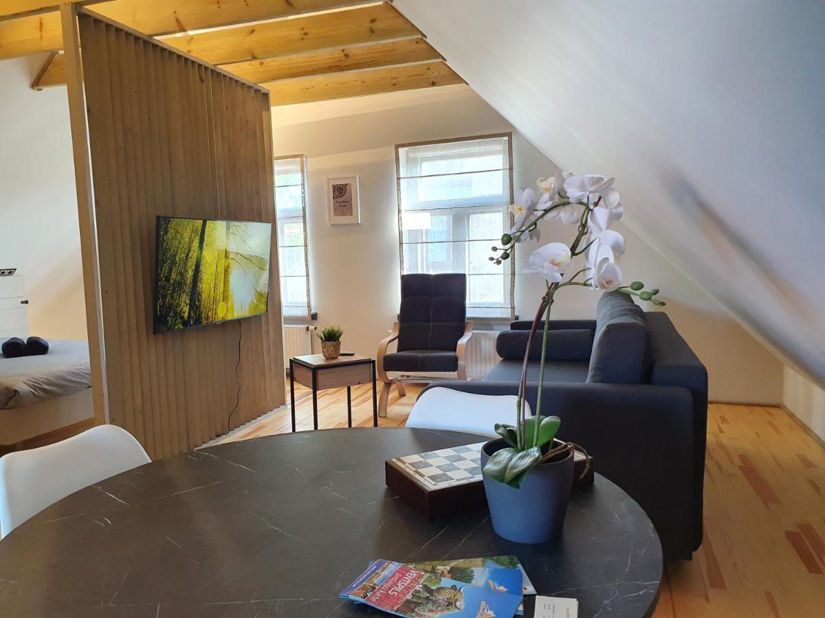 Kk Apartment Вентспилс Екстериор снимка