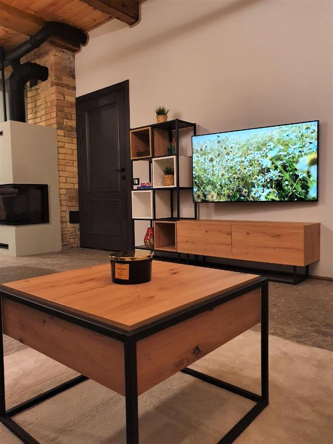 Kk Apartment Вентспилс Екстериор снимка