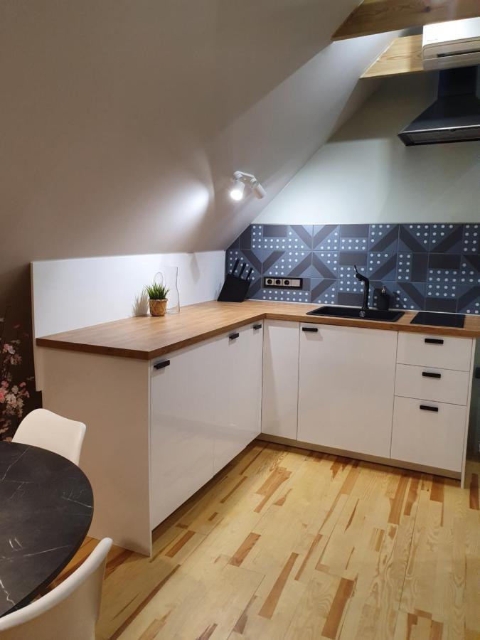 Kk Apartment Вентспилс Екстериор снимка
