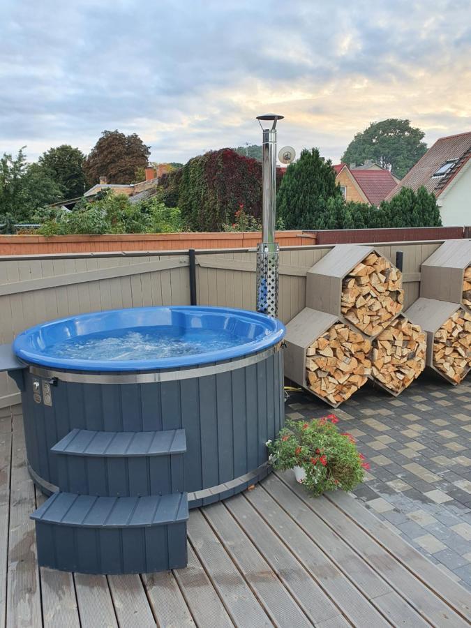 Kk Apartment Вентспилс Екстериор снимка